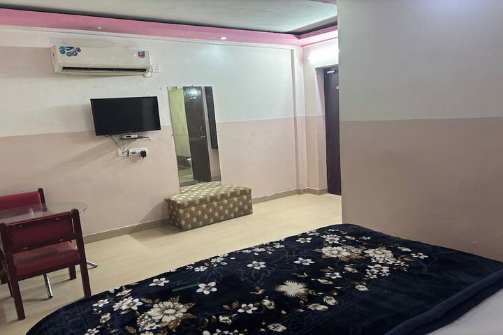 Room 20 of 39