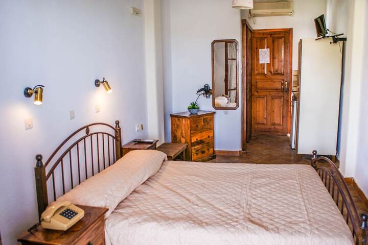 Room 17 of 58