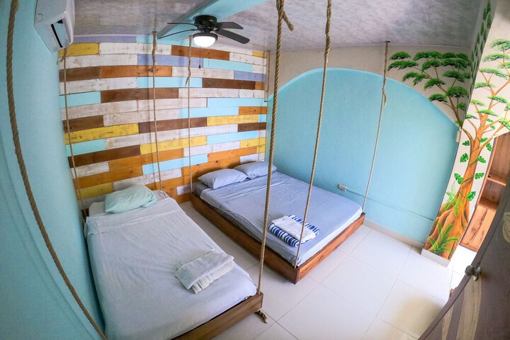 Room 22 of 47