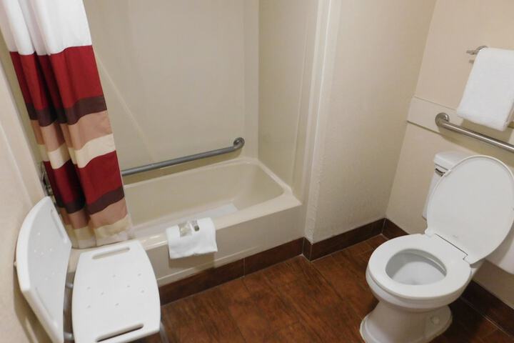 Superior King Bed (2 of 3)