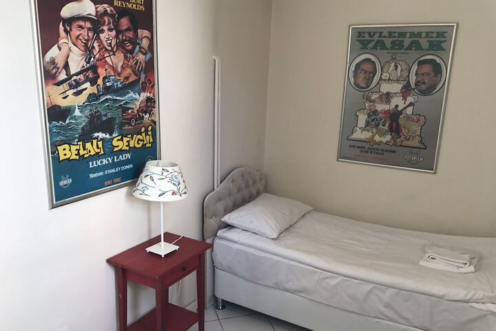 Room 2 of 52