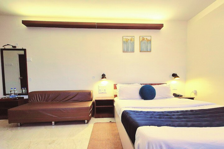 Room 22 of 49
