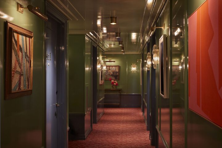 Ballroom/Hall 51 of 62
