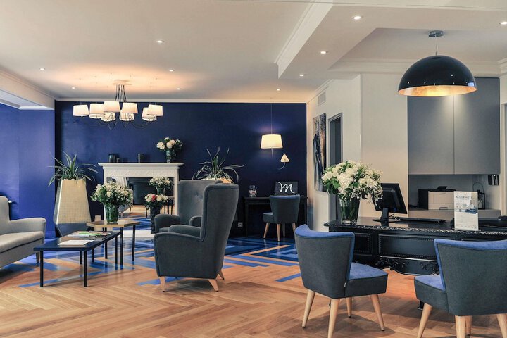 Hotel Interior 7 of 112