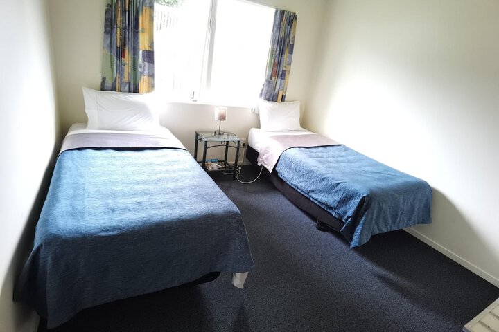 Room 16 of 57