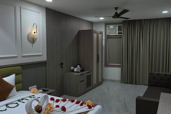 Room 16 of 45