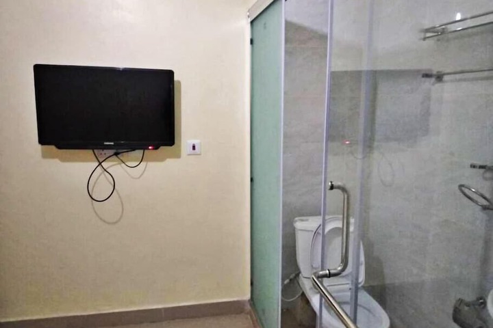 Room 3 of 5