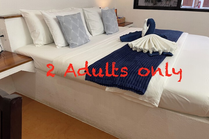 Room 25 of 123