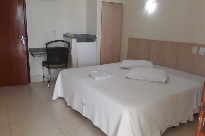 Room 3 of 40