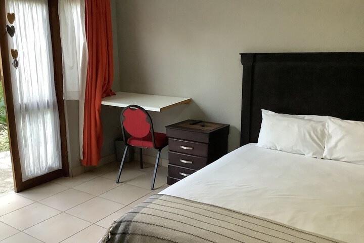 Room 27 of 171