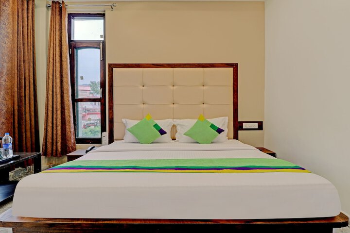 Room 14 of 73