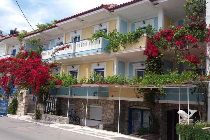 Paris Beach Hotel