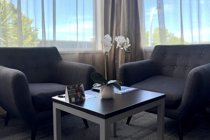 Room 13 of 30