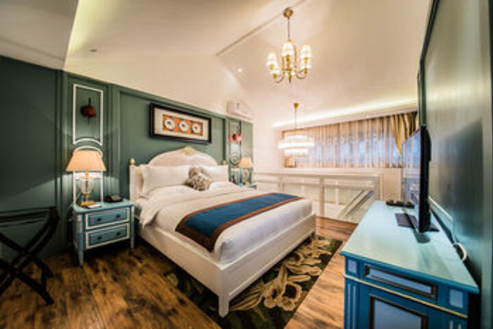 Room 58 of 108