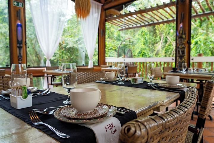 Dining 128 of 252