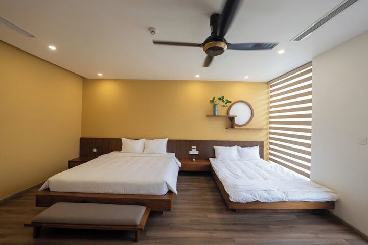 Room 11 of 29