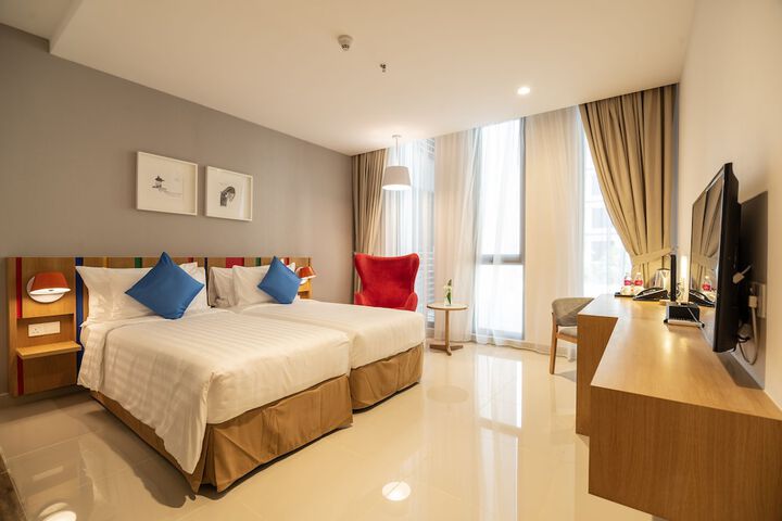 Room 8 of 71