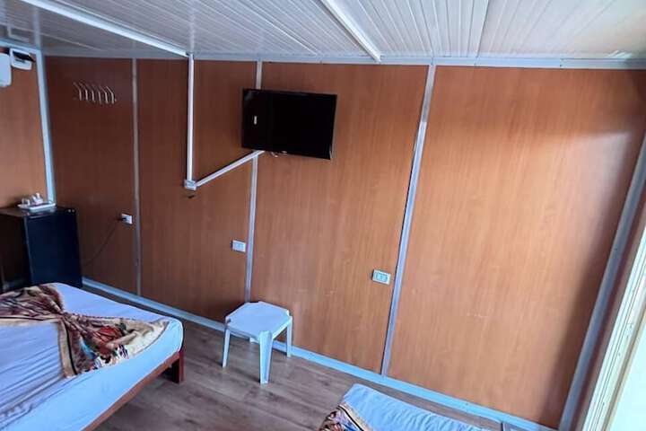 Room 26 of 117