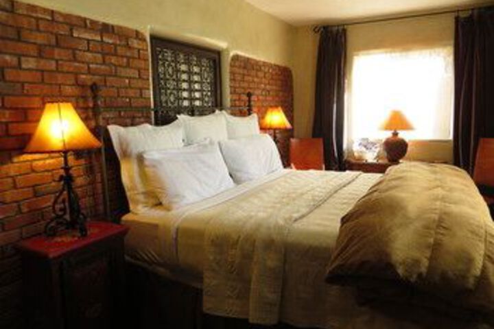 Room 12 of 22