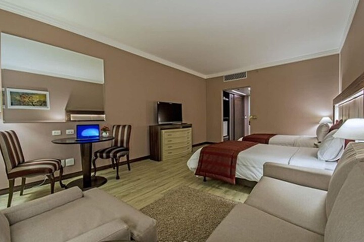 Suite Room