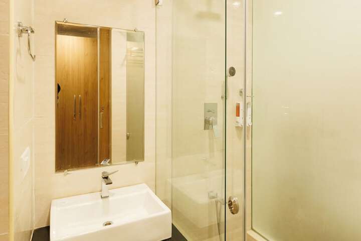 Room 14 of 20