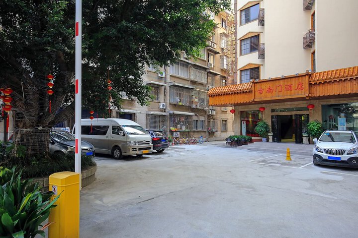 Hotel 51 of 51