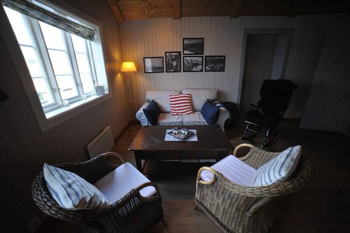 Room 79 of 142