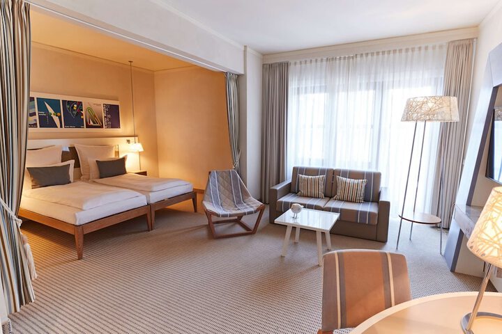 Room 15 of 71