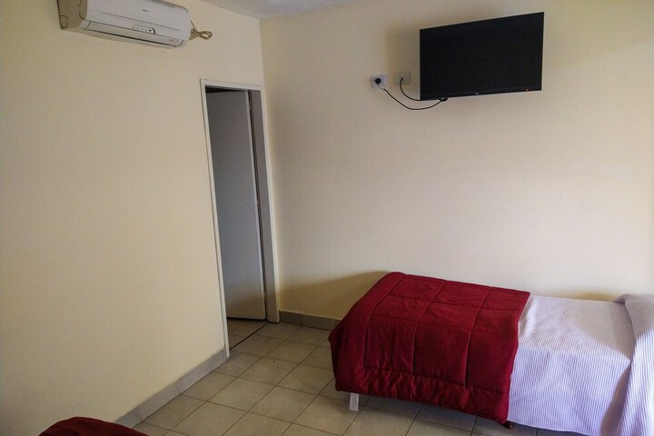 Room 18 of 77