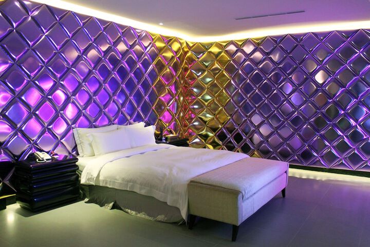 Room 4 of 53