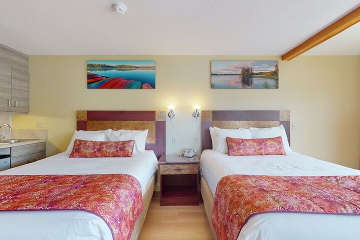 Premier 2 Queen Beds Accessible (40 of 40)