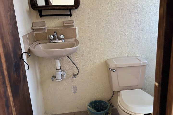 Room 49 of 82