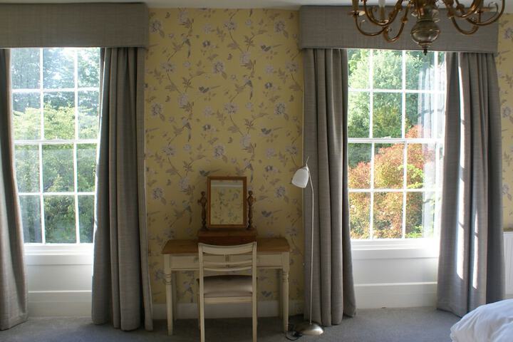 Room 6 of 20