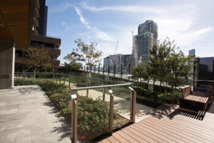 Hotel Exterior 16 of 84