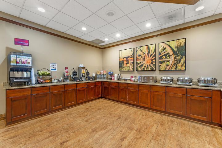 Breakfast area