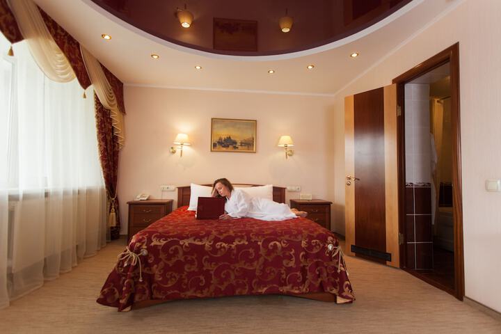 Room 21 of 53