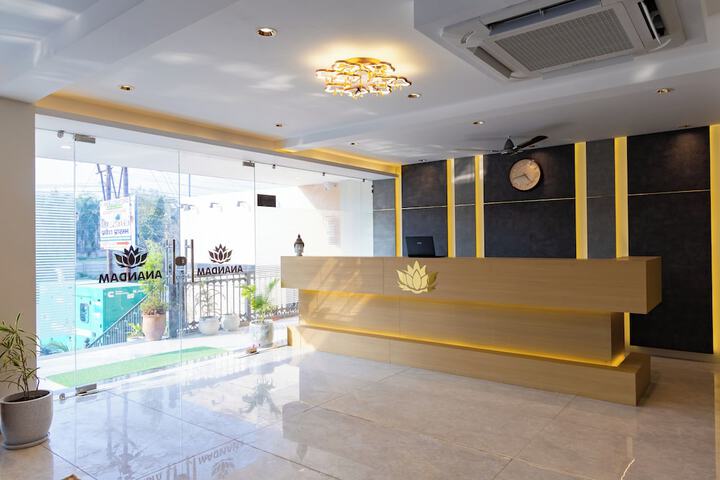 Hotel Interior 11 of 71