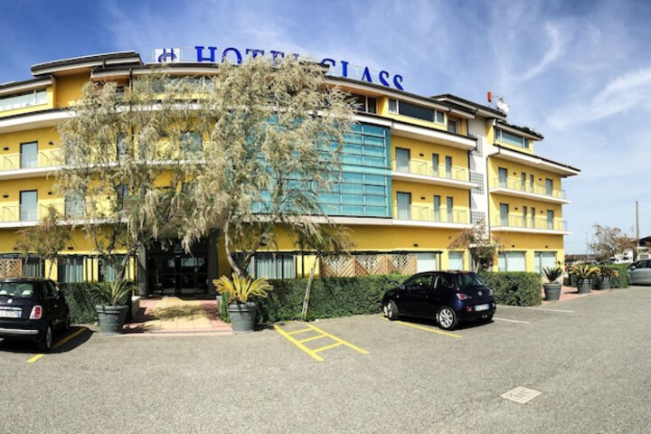 Hotel 107 of 114