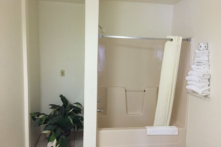 Room 33 of 57