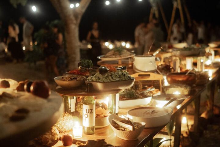 Dining 55 of 75