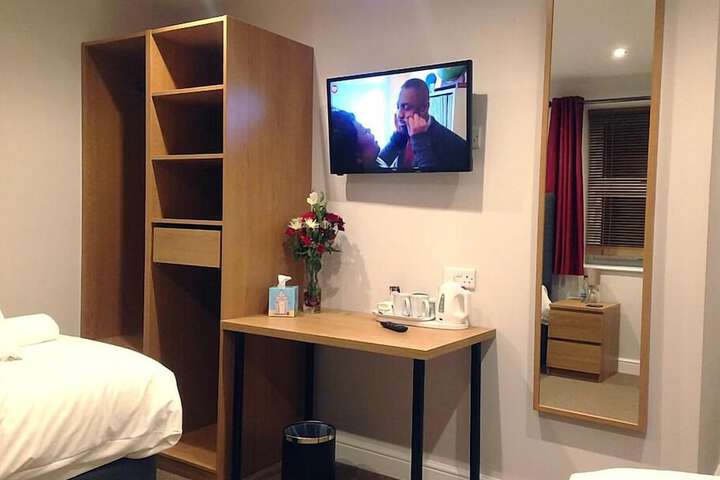 Room 20 of 42