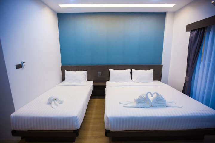 Room 44 of 83