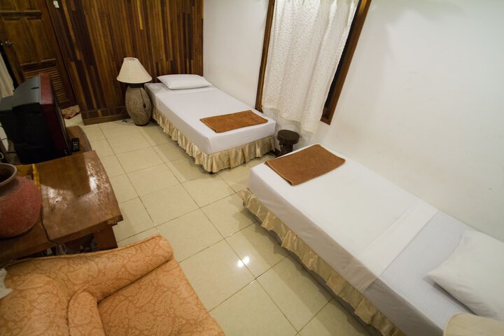 Room 17 of 63