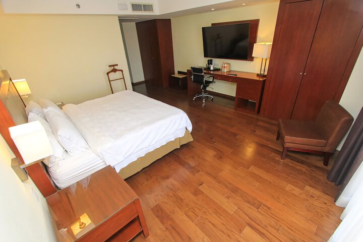 Room 43 of 150