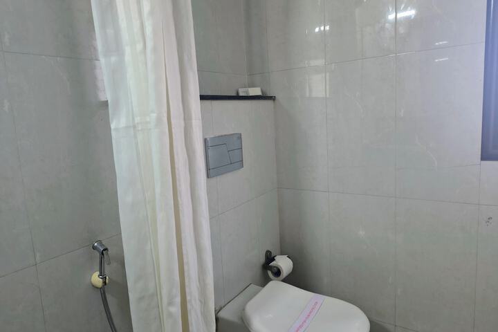Room 85 of 90