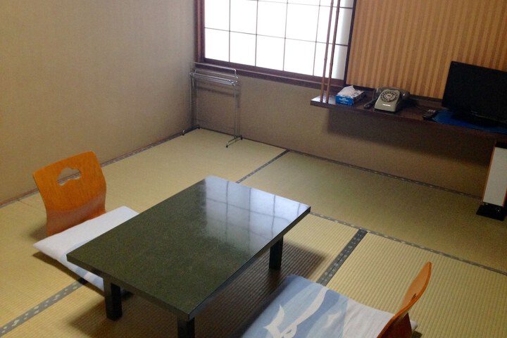 Room 7 of 59