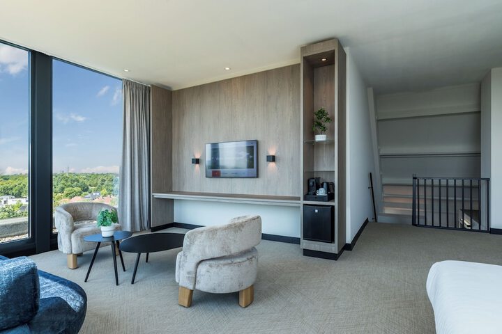 Room 21 of 55