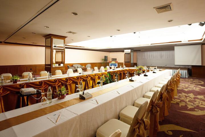 Meeting 44 of 53