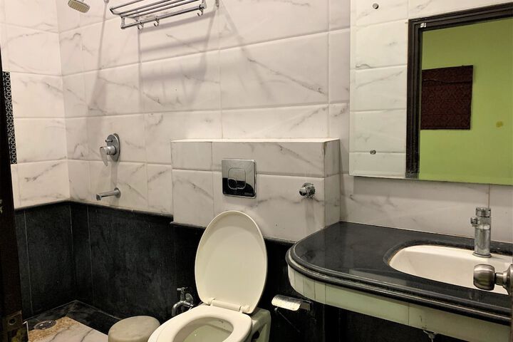 Room 26 of 44