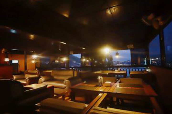 Dining 14 of 54